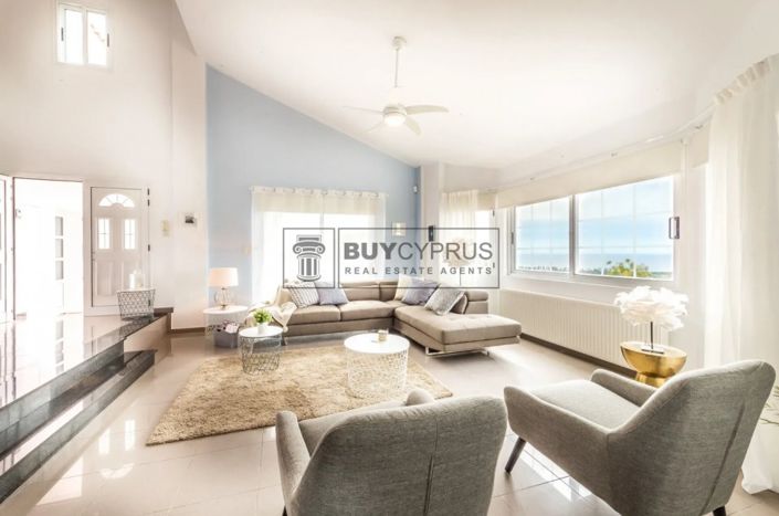 Image No.5-5 Bed Villa for sale