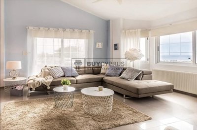 Detached Villa For Sale  in  Peyia