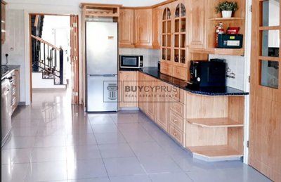 Detached Villa For Sale  in  Peyia