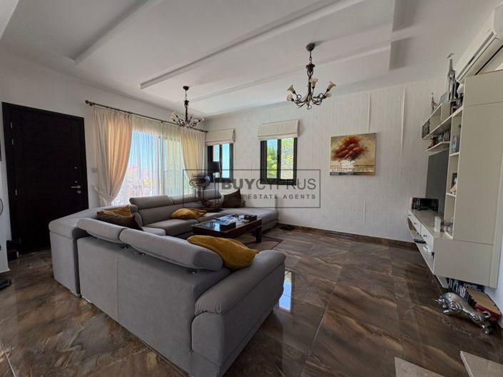 Image No.4-3 Bed Villa for sale