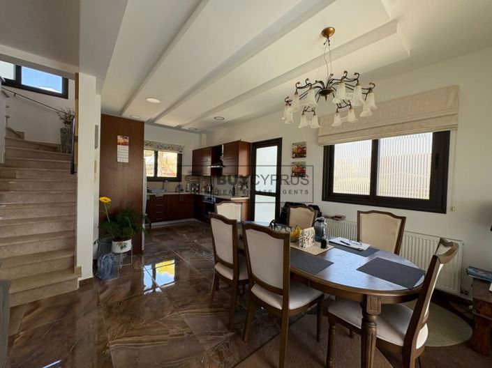 Image No.6-3 Bed Villa for sale