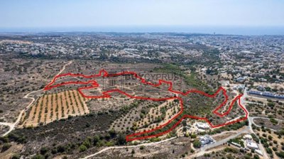 Residential Land  For Sale  in  Anavargos