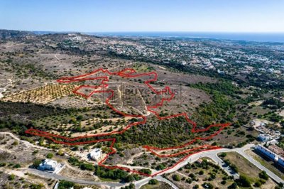 Residential Land  For Sale  in  Anavargos