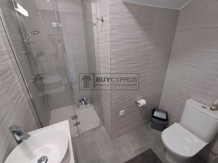 Image No.28-3 Bed Townhouse for sale