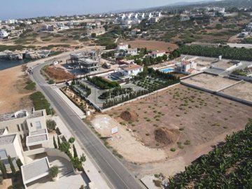 Detached Villa For Sale  in  St.George - Sea Caves