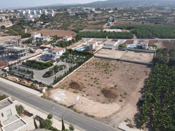 Detached Villa For Sale  in  St.George - Sea Caves