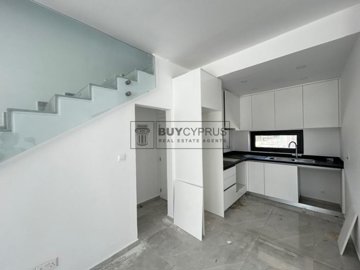 Detached Villa For Sale  in  Chlorakas
