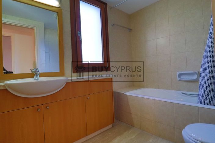 Image No.12-3 Bed Villa for sale