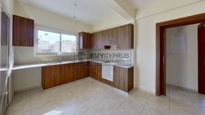 Apartment For Sale  in  Zakaki