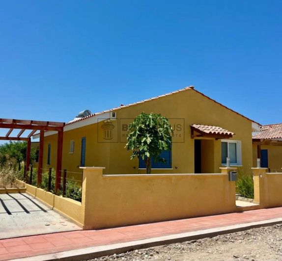 Image No.1-2 Bed Villa for sale