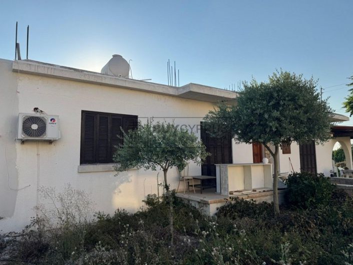 Image No.17-3 Bed Villa for sale