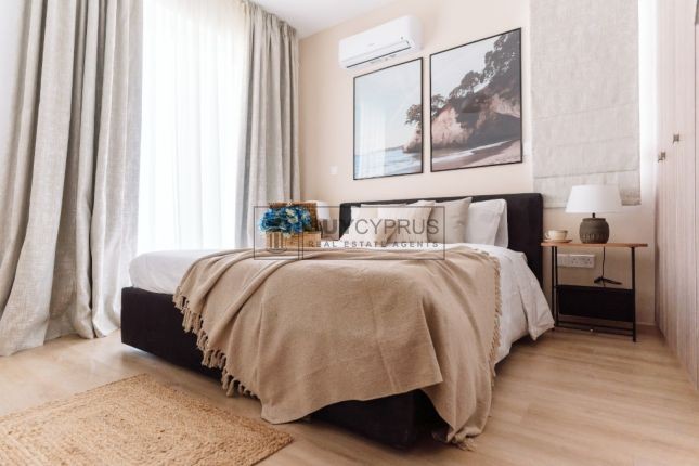 Image No.14-3 Bed Villa for sale