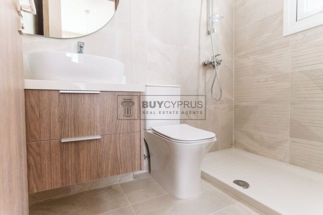 Image No.15-3 Bed Villa for sale