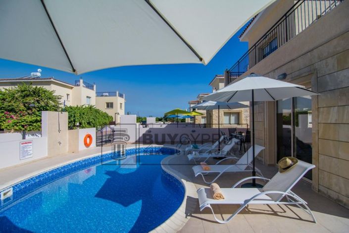 Image No.2-3 Bed Villa for sale