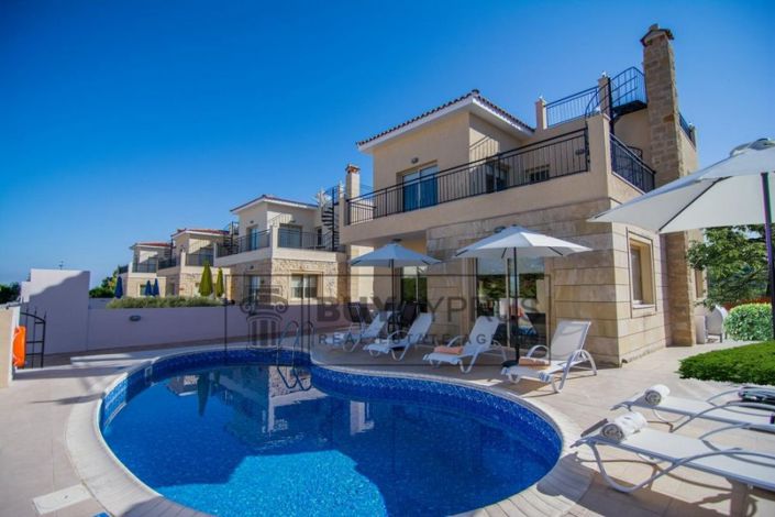 Image No.3-3 Bed Villa for sale