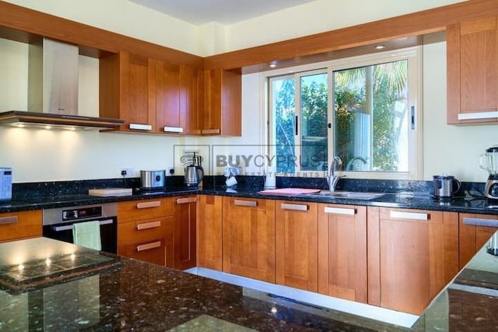 Image No.12-4 Bed Villa for sale