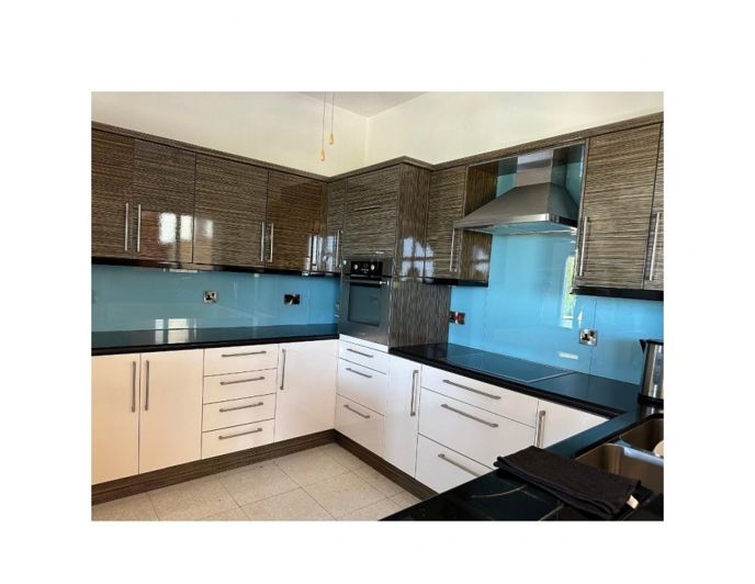 Image No.8-2 Bed Villa for sale