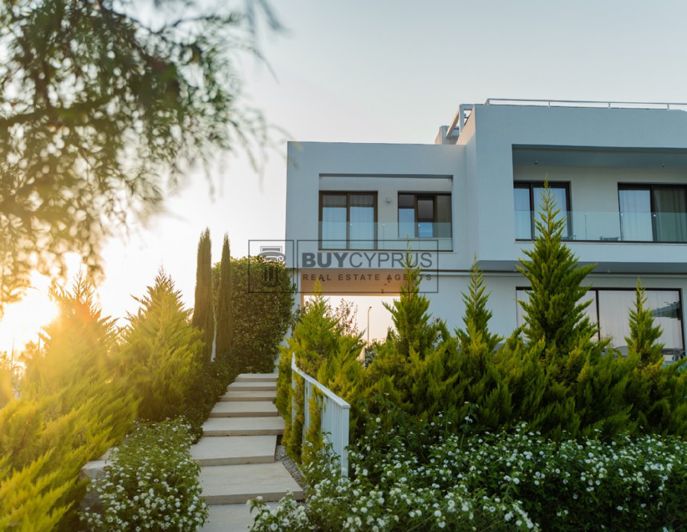 Image No.1-4 Bed Villa for sale