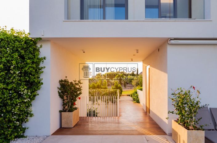 Image No.12-4 Bed Villa for sale