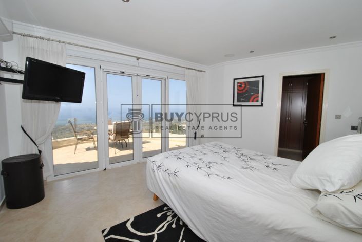 Image No.36-5 Bed Villa for sale