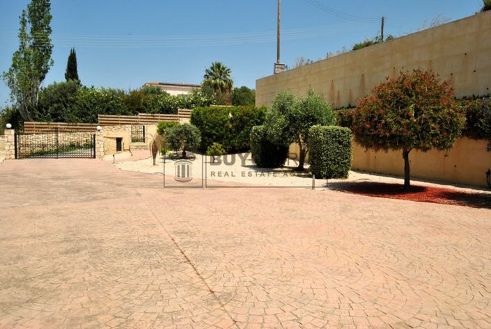 Image No.67-5 Bed Villa for sale