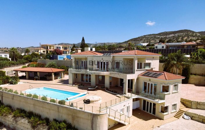 Image No.79-5 Bed Villa for sale