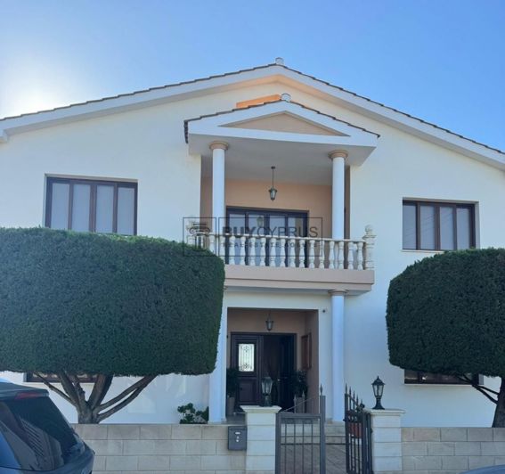 Image No.1-5 Bed Villa for sale