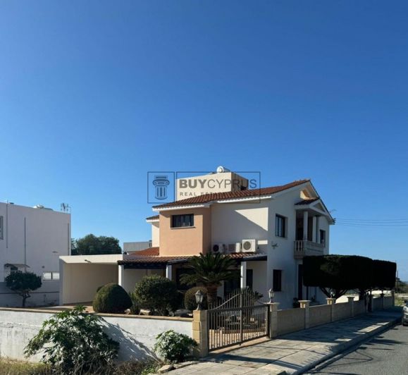 Image No.2-5 Bed Villa for sale