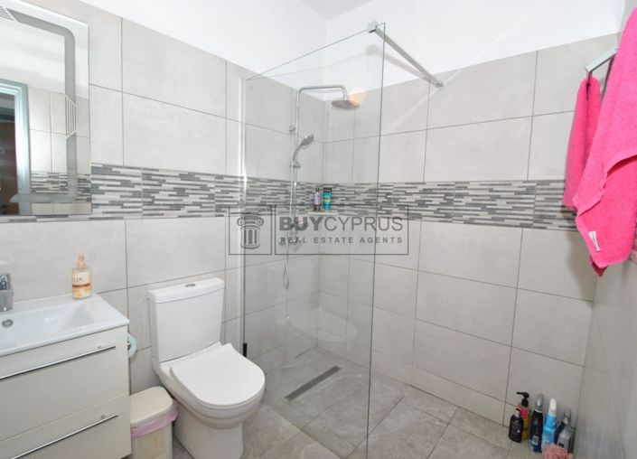 Image No.22-3 Bed Apartment for sale