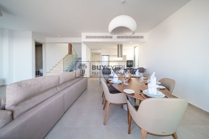 Image No.14-3 Bed Villa for sale