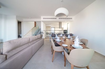 Detached Villa For Sale  in  Chlorakas