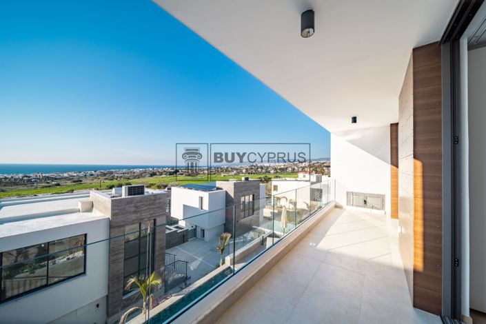 Image No.28-3 Bed Villa for sale