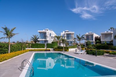 Detached Villa For Sale  in  Coral Bay