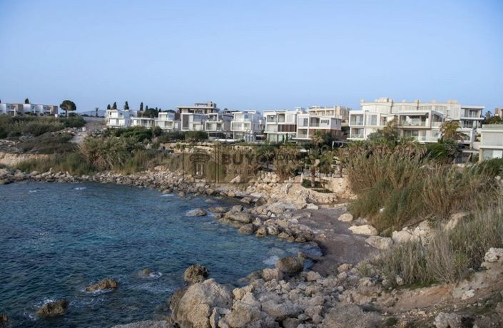 Image No.1-6 Bed Villa for sale