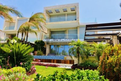 Detached Villa For Sale  in  Chlorakas