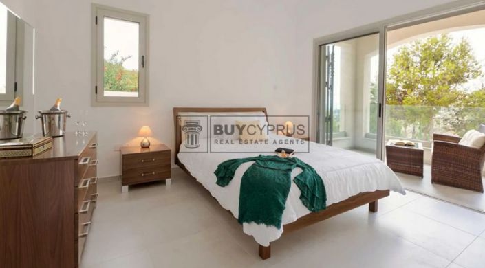 Image No.5-4 Bed Villa for sale