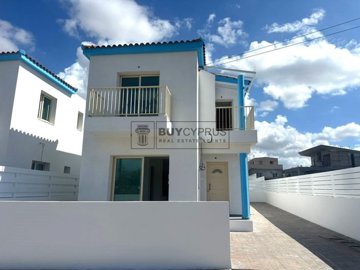 Detached Villa For Sale  in  Emba