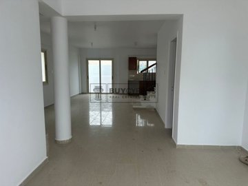 Detached Villa For Sale  in  Emba