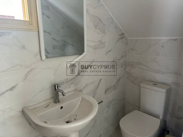 Image No.12-3 Bed Villa for sale