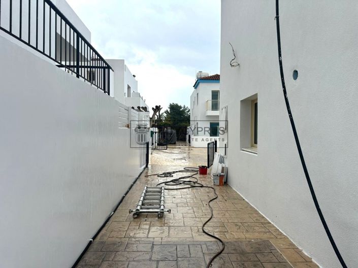 Image No.28-3 Bed Villa for sale