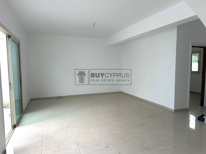 Image No.8-3 Bed Villa for sale