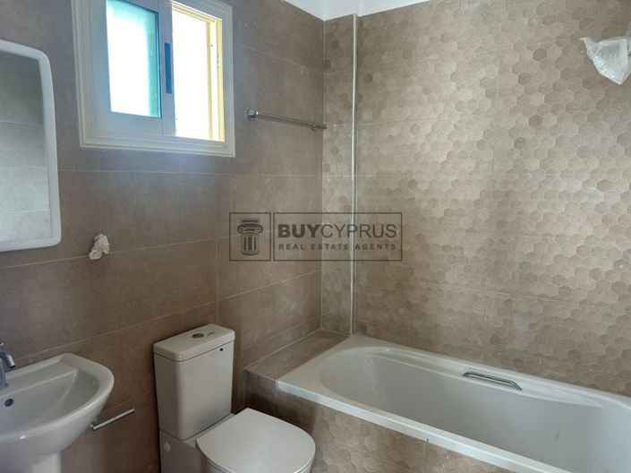 Image No.25-3 Bed Villa for sale