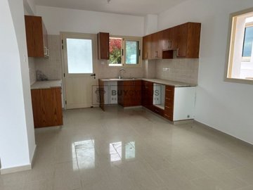 Detached Villa For Sale  in  Emba