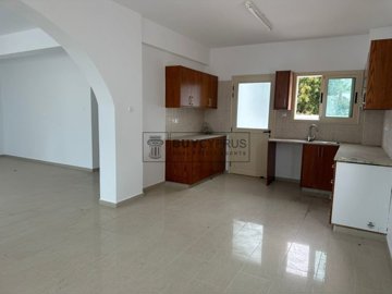 Detached Villa For Sale  in  Emba