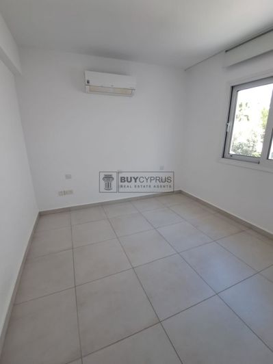 Image No.12-2 Bed Townhouse for sale