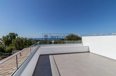 Apartment For Sale  in  Coral Bay