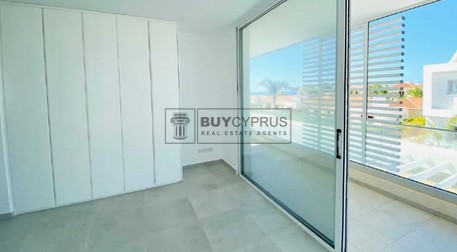 Image No.6-3 Bed Villa for sale