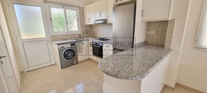 Image No.12-2 Bed Townhouse for sale