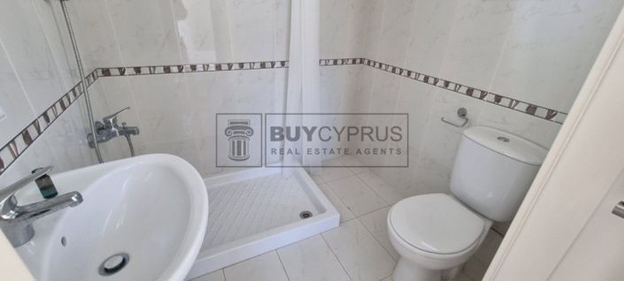 Image No.17-2 Bed Townhouse for sale