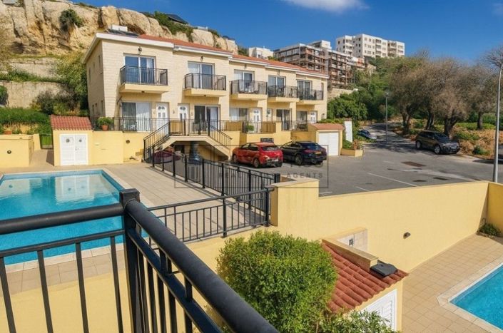 Image No.5-2 Bed Townhouse for sale